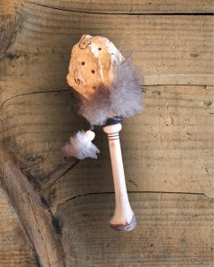 Hochet artisanal
